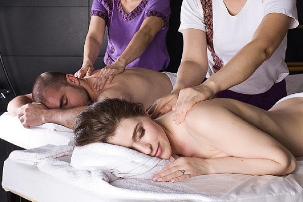 Романтическое свидание в СПА в Кемерове. Ultra Подарки. Купить романтическое свидание в СПА в Кемерове. Подарите самым близким незабываемые моменты и признайтесь в искренних чувствах. Сервис UltraPodarki.ru 8-800-505-95-30. Романтическое свидание в СПА в Кемерове, свидание в Кемерове, свидание в СПА, сертификат на свидание в СПА, сертификат на свидание в Кемерове, купить свидание, купить свидание Кемерово, первое свидание, девушка свидание, СПА, романтическое СПА, романтический вечер, романтические любимому