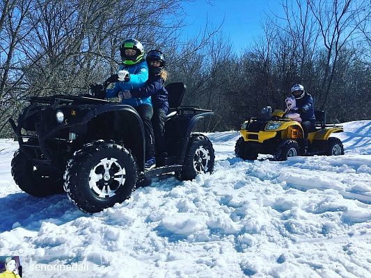 Прокат квадроциклов летом в Кемерове. Сервис Ultra Подарки. Подарочный сертификат на прокат квадроциклов летом и зимой в Кемерове. Закажите катание на квадроциклах недорого и наслаждайтесь активным отдыхом с друзьями. Выбирайте живописные маршруты для езды на квадроциклах. Сервис UltraPodarki.ru 8800-505-9530. Катание на квадроциклах, Прокат квадроциклов, езда на квадроцикле, прокат квадроциклов Кемерово, катание на квадроциклах Кемерово, Катание на квадроциклах зимой, Катание на квадроциклах летом, Сертификат на катание на квадроциклах 

