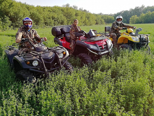 Катание на квадроциклах в Кемерове. Сервис Ultra Подарки. Подарочный сертификат на катание на квадроциклах в Кемерове. Закажите катание на квадроциклах недорого и наслаждайтесь активным отдыхом с друзьями. Выбирайте живописные маршруты для езды на квадроциклах. Сервис UltraPodarki.ru 8800-505-9530. Катание на квадроциклах, Прокат квадроциклов, езда на квадроцикле, прокат квадроциклов Кемерово, катание на квадроциклах Кемерово, Катание на квадроциклах зимой, Катание на квадроциклах летом, Сертификат на катание на квадроциклах 

